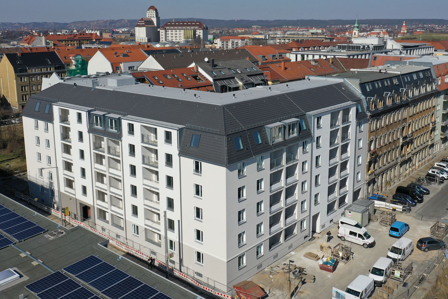 Sozialer Wohnungsbau Dresden Fassade