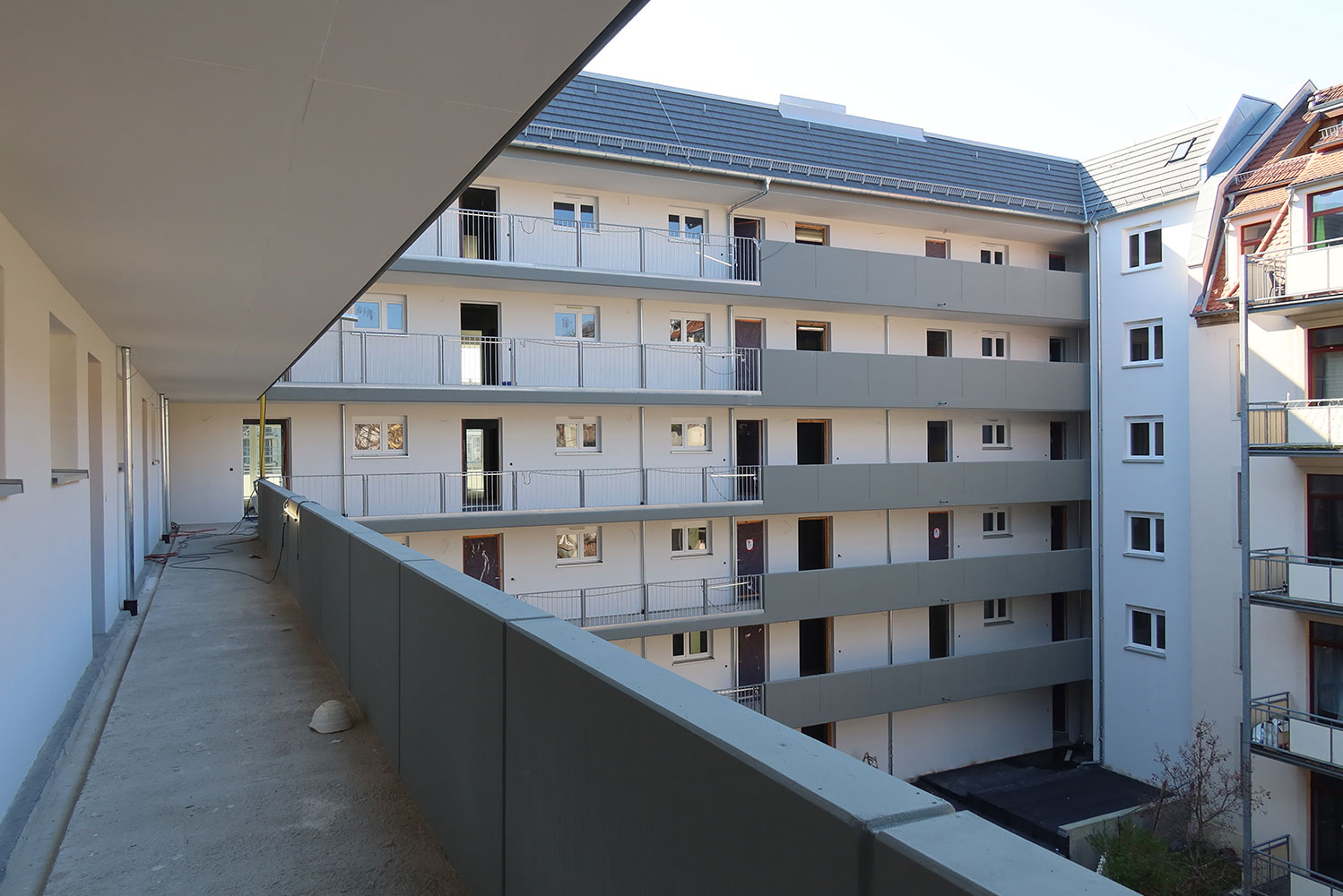Sozialer Wohnungsbau Dresden Laubengang